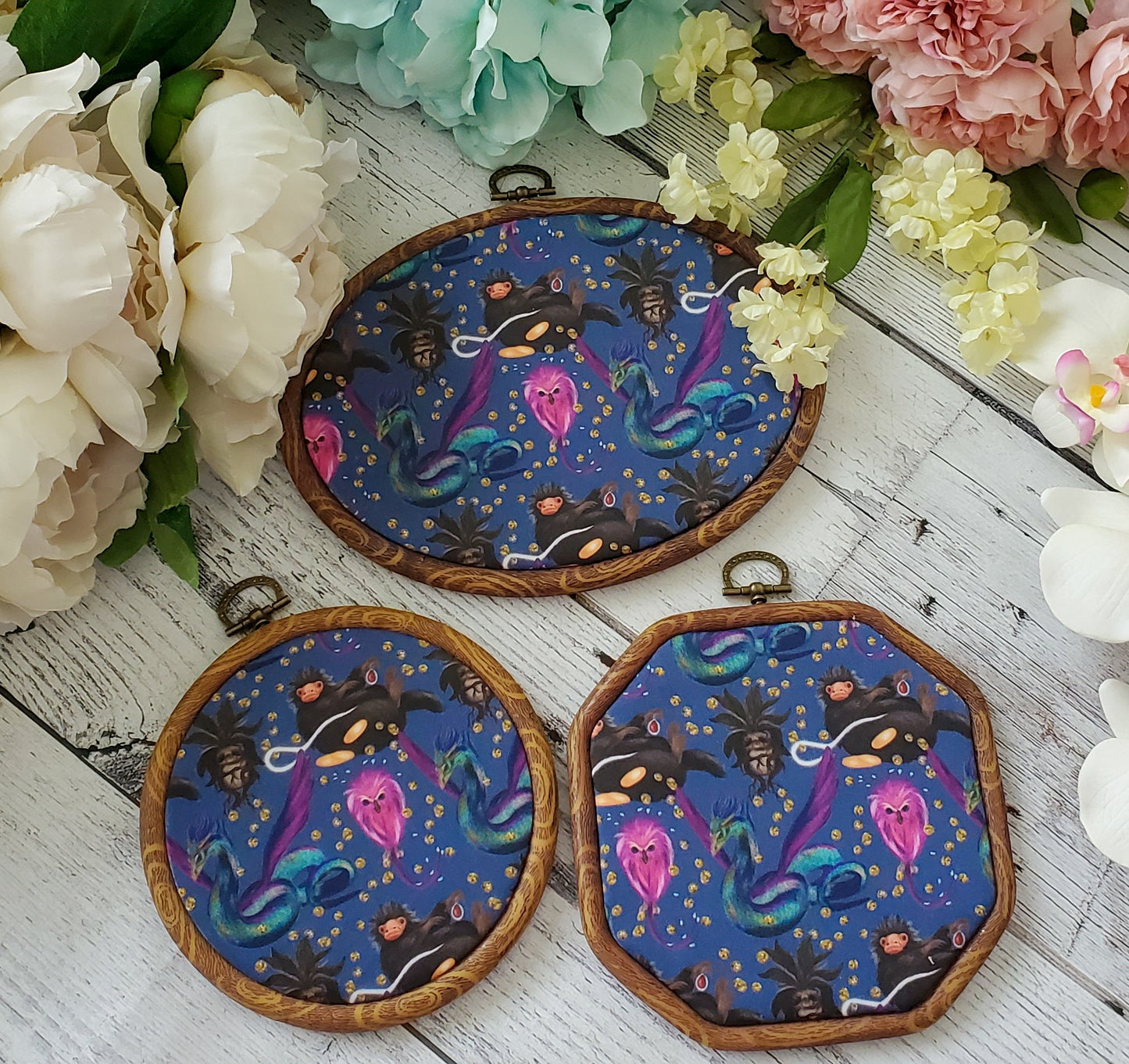 Fantastic Beasts - Navy Pin Hoops - bibliophileprints